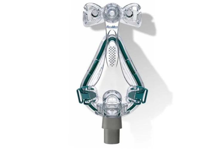 cpap-online-resmed-mirage-quattro-close-front.jpg