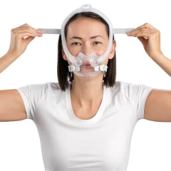 F30i_Fitting_Female_4_720x.webp